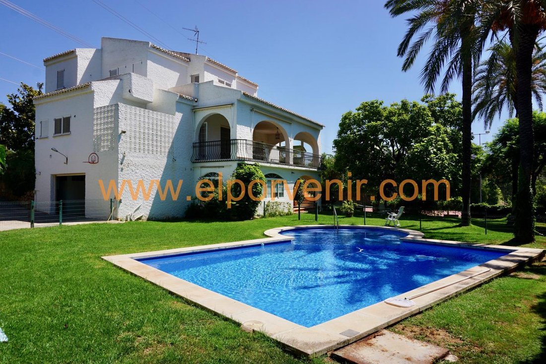 Torrent Villa In Torrent, Valencian Community, Spain For Sale (10734201)