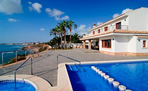 Villa in Cabo Roig, Orihuela, Valencian Community 1
