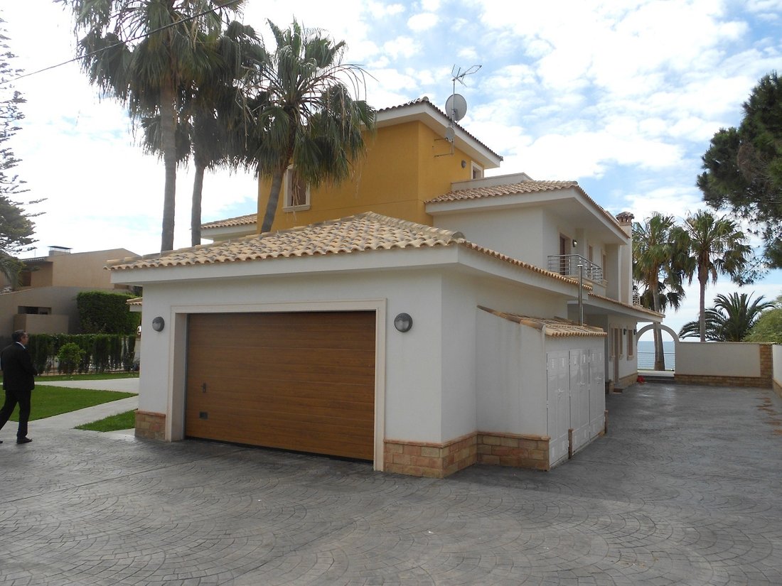 Villa in Cabo Roig, Orihuela, Valencian Community 3 - 10613161