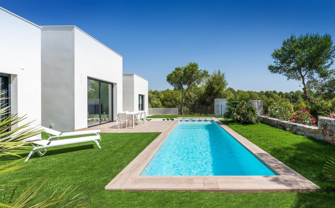 Villa in Orihuela, Valencian Community, Spain 2 - 10613166