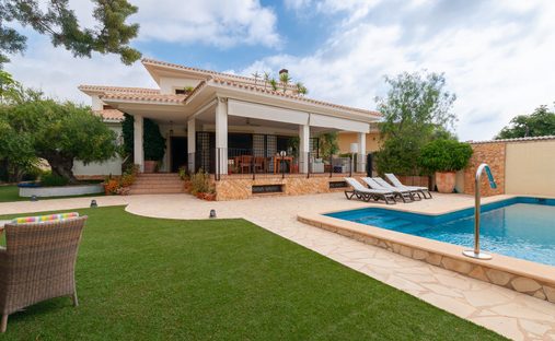 Villa in Dehesa de Campoamor, Orihuela, Valencian Community 1