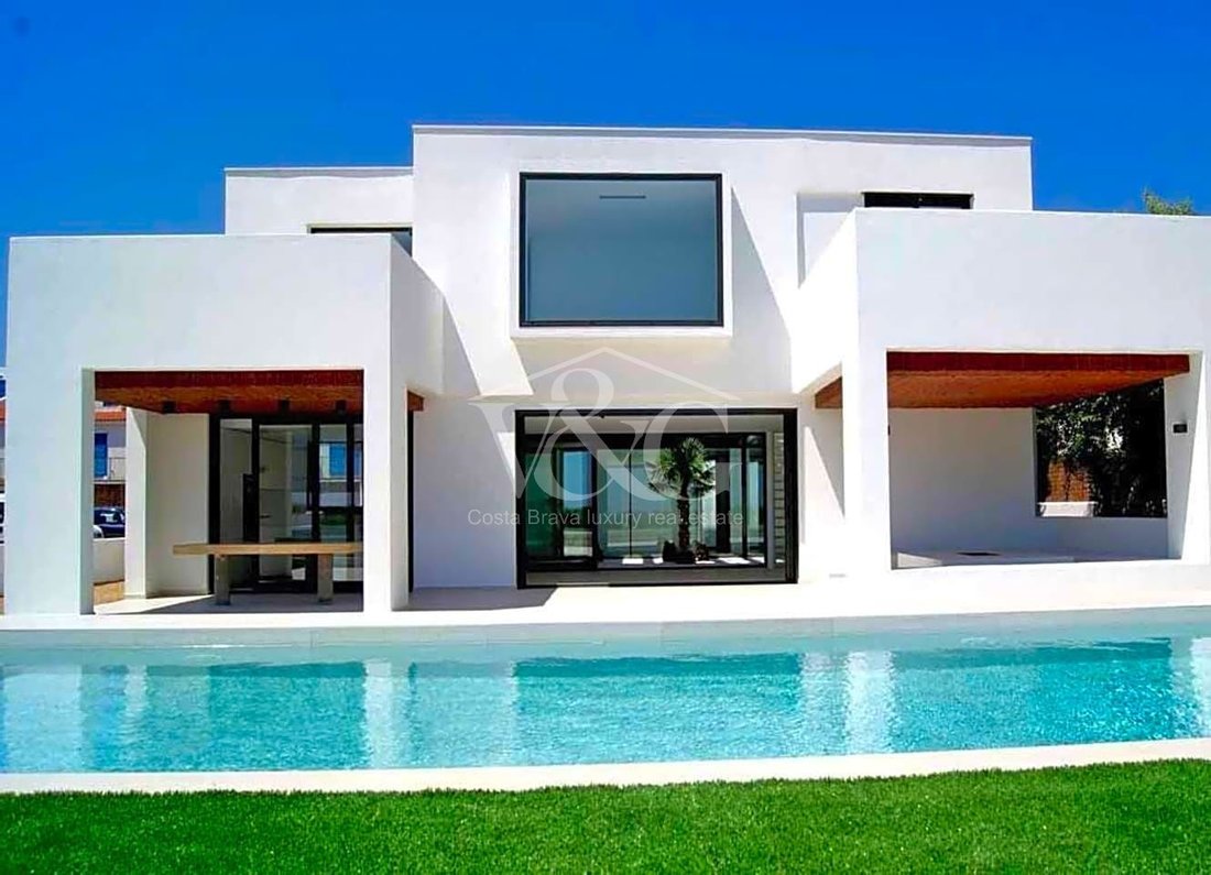 Villa in Pals, Catalonia, Spain 1 - 10735619