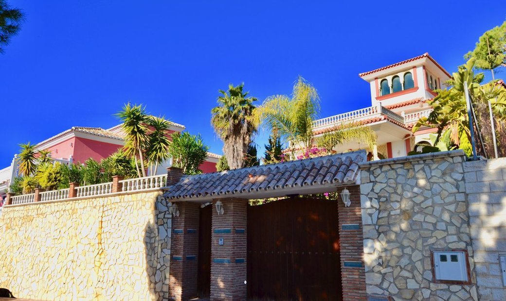 Mijas Villa In Las Lagunas De Mijas, Andalusia, Spain For Sale (10737269)