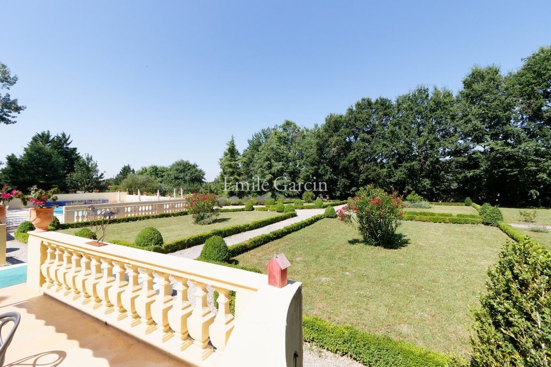 Early Century Mansion For Sale In In Montauban, Occitanie