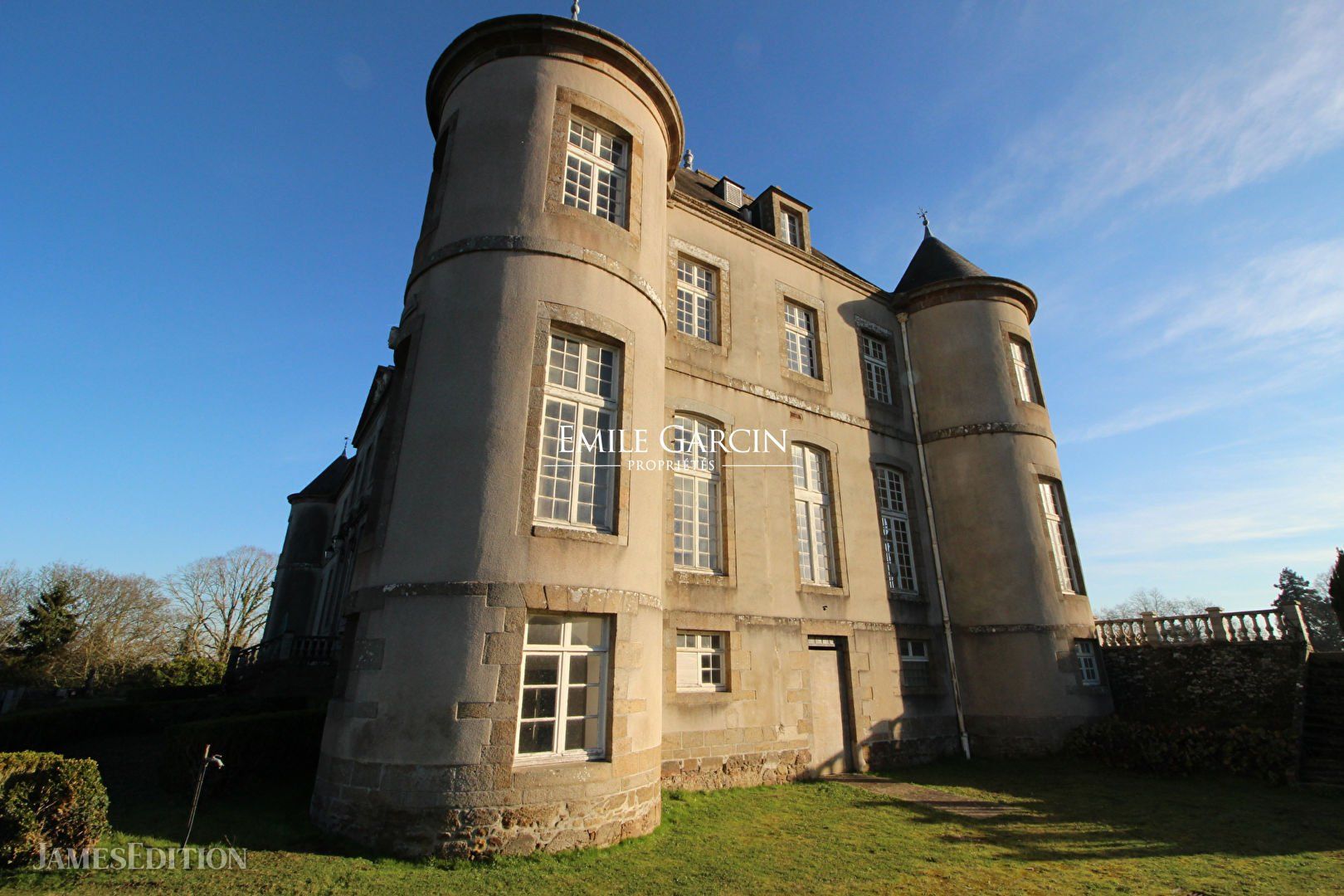 Château near St Malo for sale with outbuildings, in Saint Malo, France