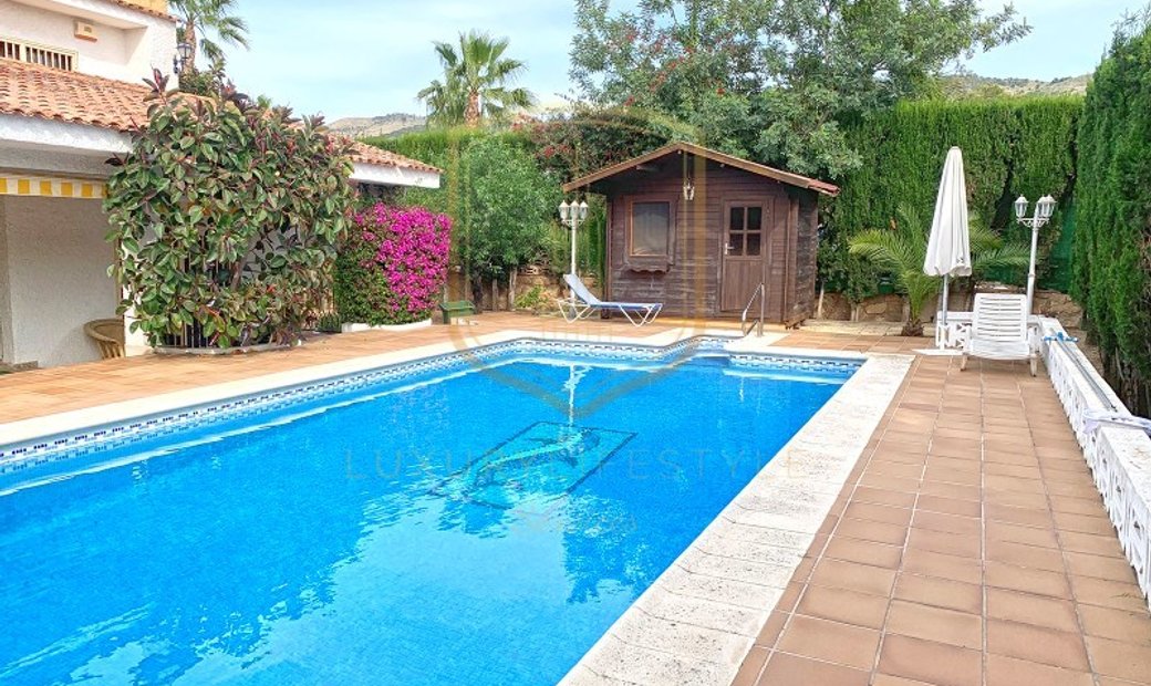 Chalet 5 Bedrooms Sale Benidorm In Benidorm, Valencian Community, Spain For Sale (10566015) Chalet 5 Bedrooms Sale Benidorm In Benidorm, Valencian Community, Spain For Sale (10566015)