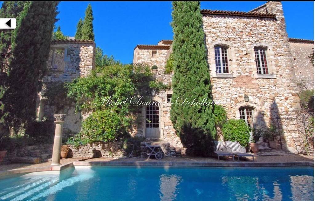 Village Chateau 30 Minutes From Avignon In Uzès, Occitanie, France For Sale (10983698)