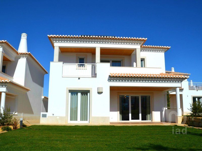 House in Quarteira, Algarve, Portugal 1 - 10556534