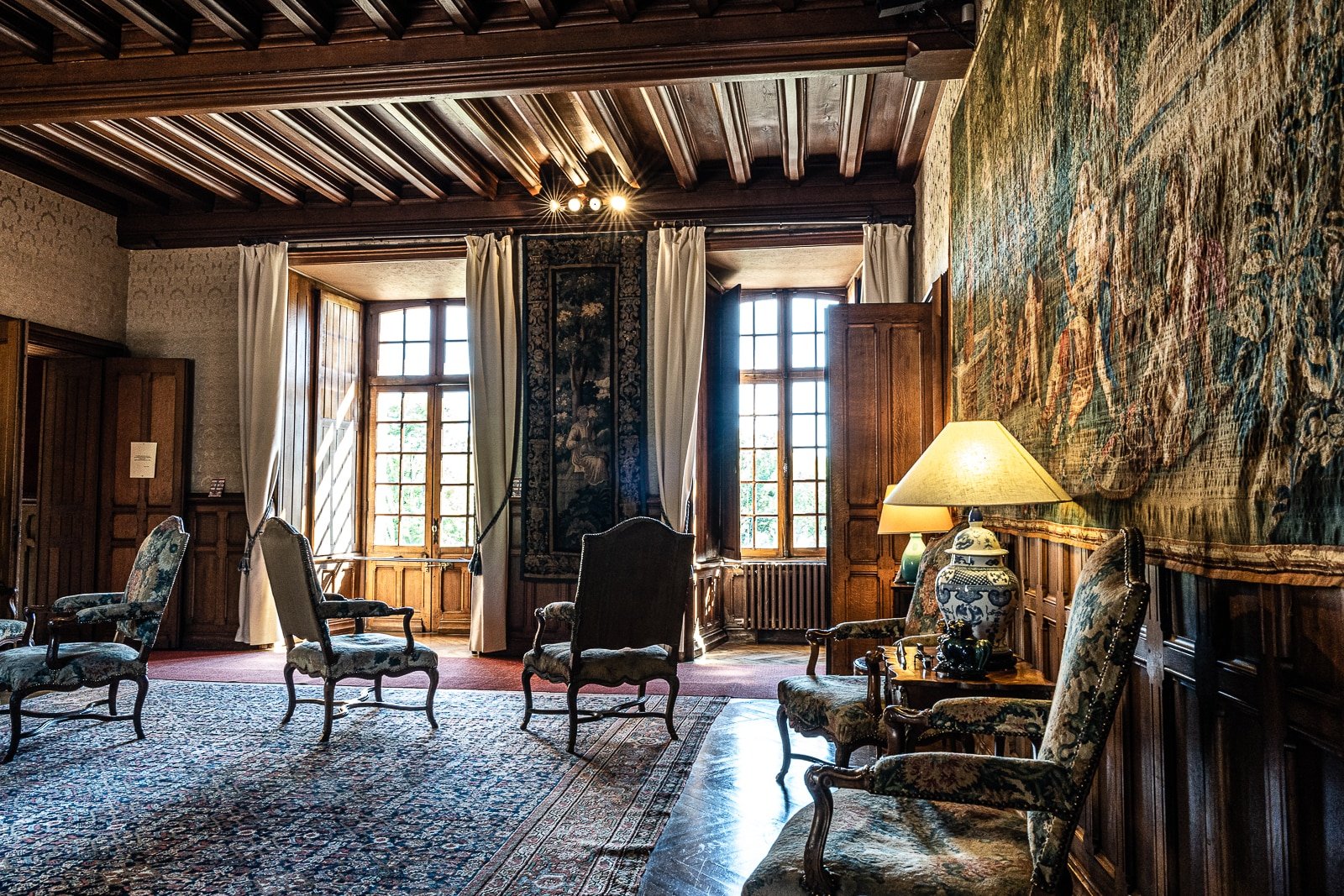 A Château Near Gien In Perfect Condition In Gien, Centre Val De Loire