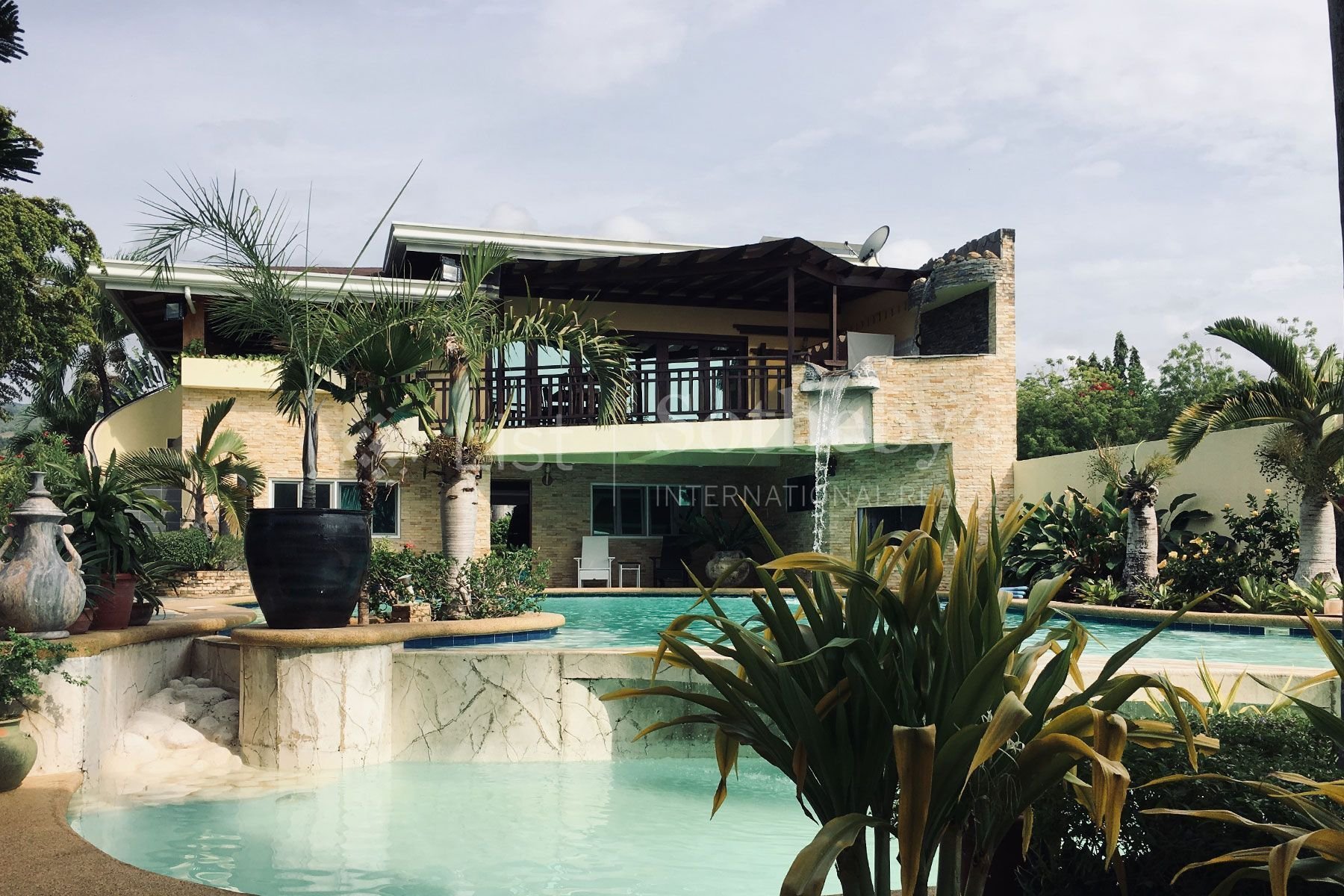 Private Beachfront Property With Fruit Farm in Cebu, Philippines for sale (10600706)