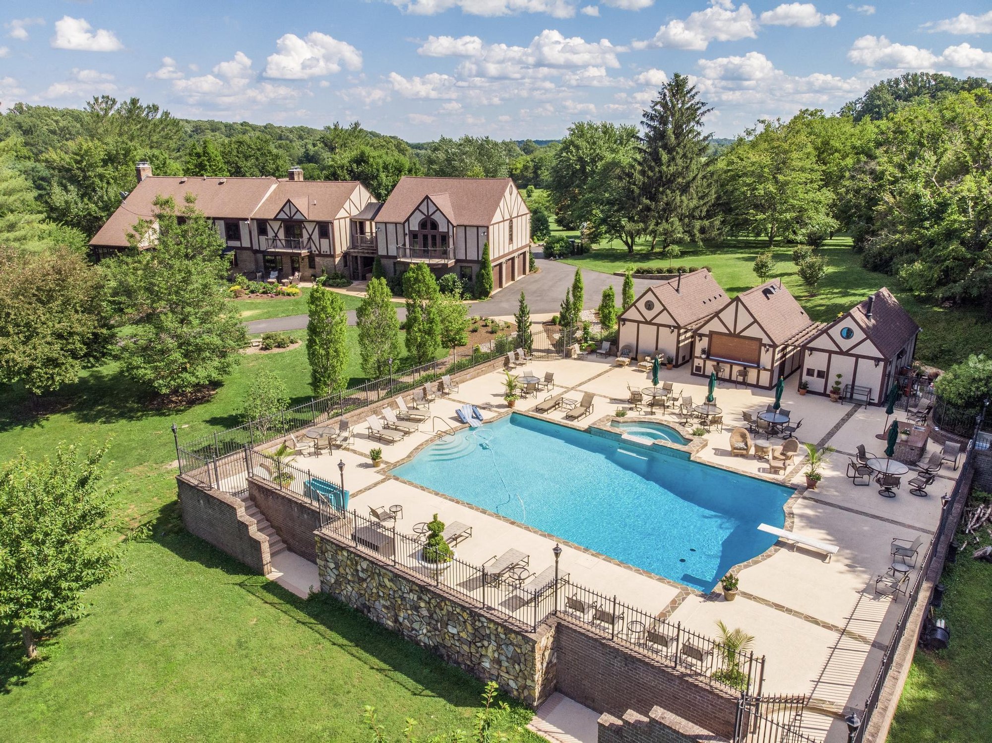 7138 Leeton Ridge Rd in WARRENTON, VA, United States for sale (10956420)