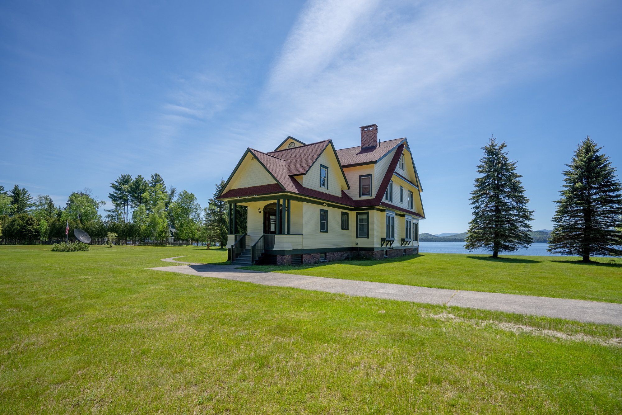 The View! Riddle Cottage On Upper Saranac Lake in Saranac Inn, NY