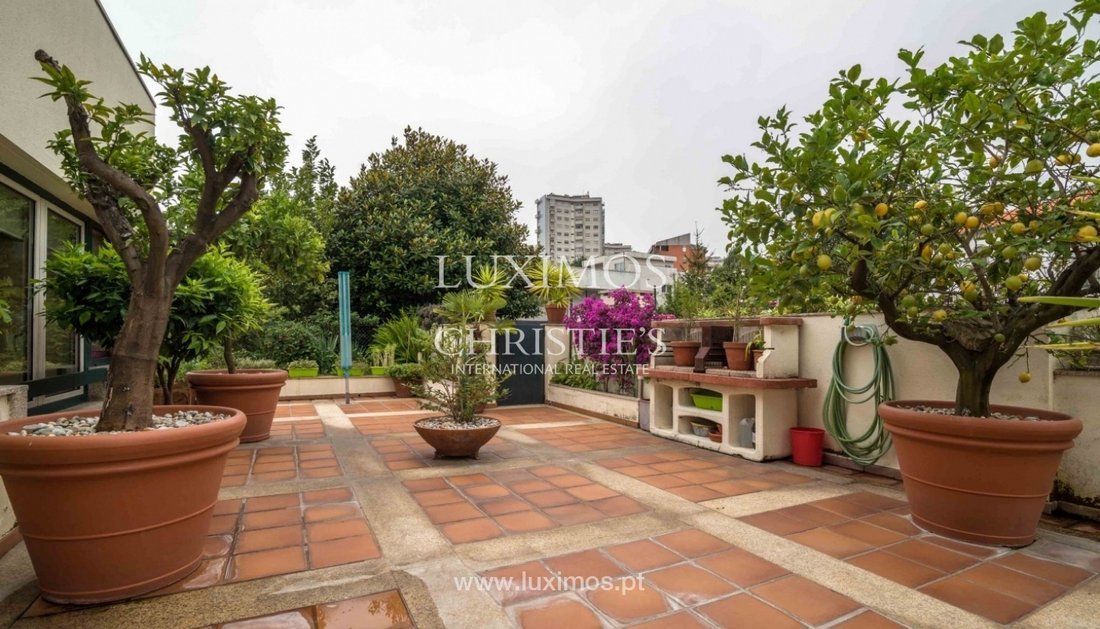 Villa in Lordelo do Ouro und Massarelos, Distrikt Porto, Portugal 2 - 10593427