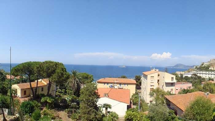House in Portoferraio, Tuscany, Italy 3 - 10748514