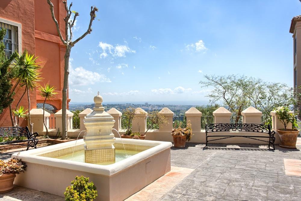 Apartment in La Quinta, Benahavis, Andalusia 3 - 10927092