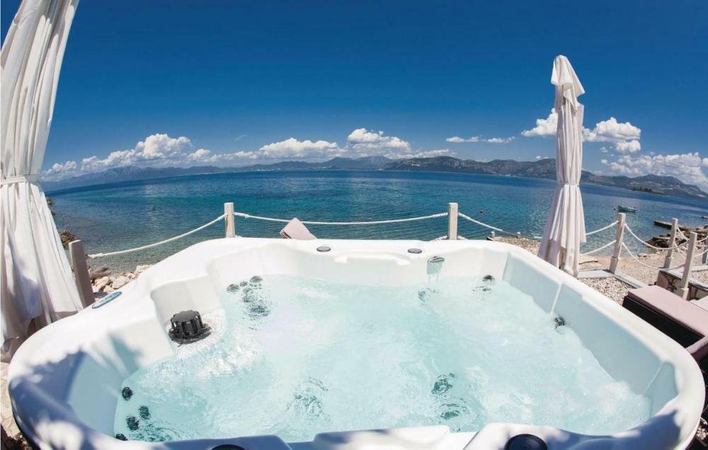 Villa in Putnikovic, Dubrovnik-Neretva County, Croatia 3 - 10992714