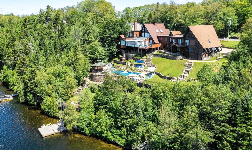 Bord Du Lac Des Sables\ Lac Des En Sainte Agathe Des Monts, Quebec, Canadá En Venta (10841616)