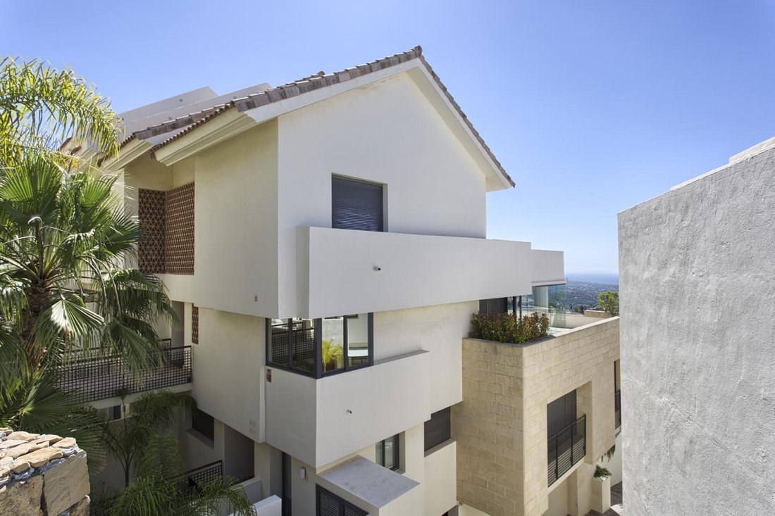 Apartment in Marbella, Andalusia, Spain 3 - 10927116