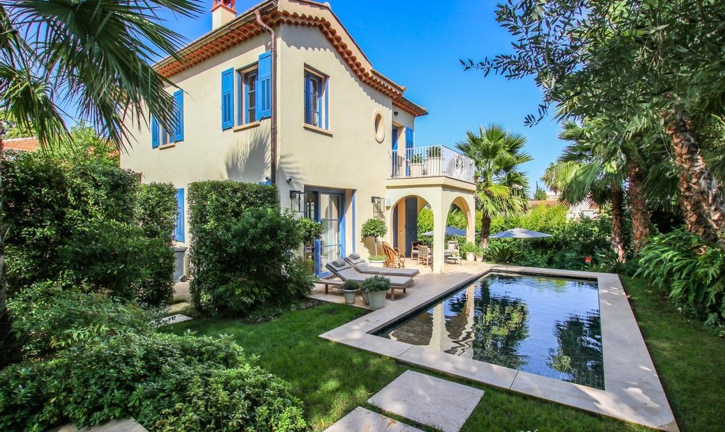 Antibes Magnificent House With In Antibes, Provence Alpes Côte D'azur