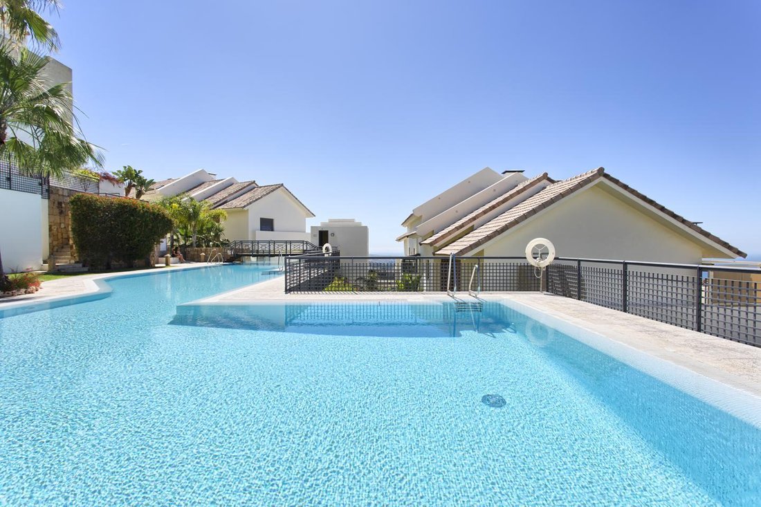 Apartment in Marbella, Andalusia, Spain 5 - 10927116