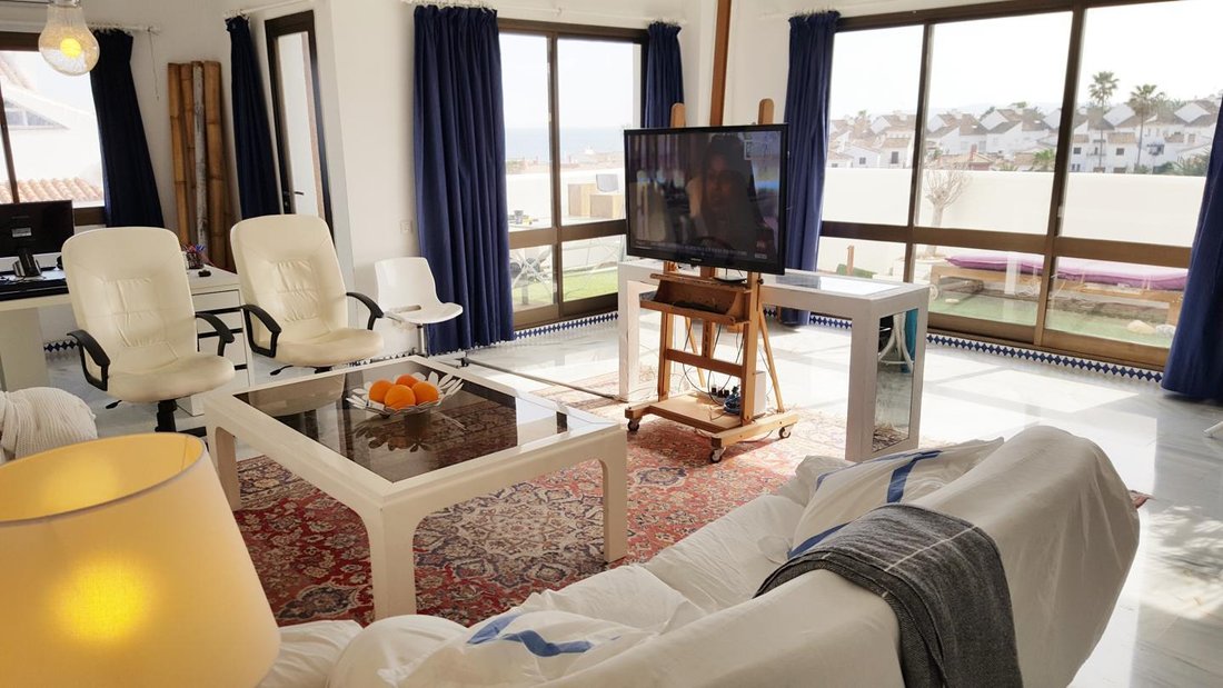 Bahía Dorada Flat In Bahía Dorada, Andalusia, Spain For Sale (10945855)