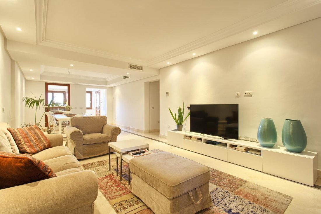 Apartment in Estepona, Andalusia, Spain 3 - 10927115