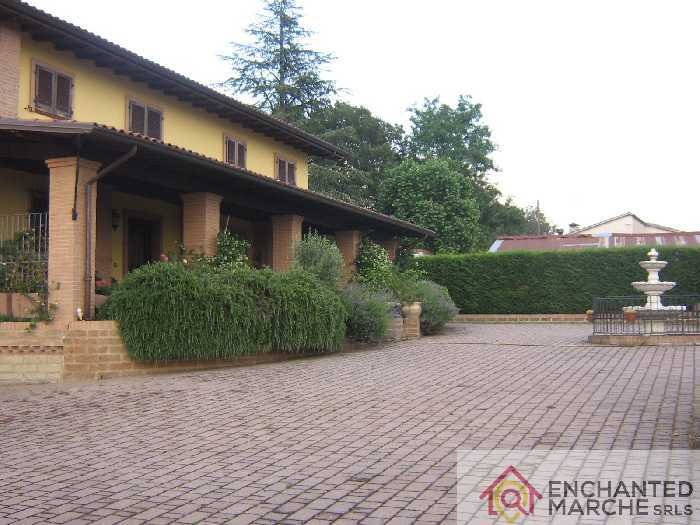 House in Matelica, Marche, Italy 4 - 10705246