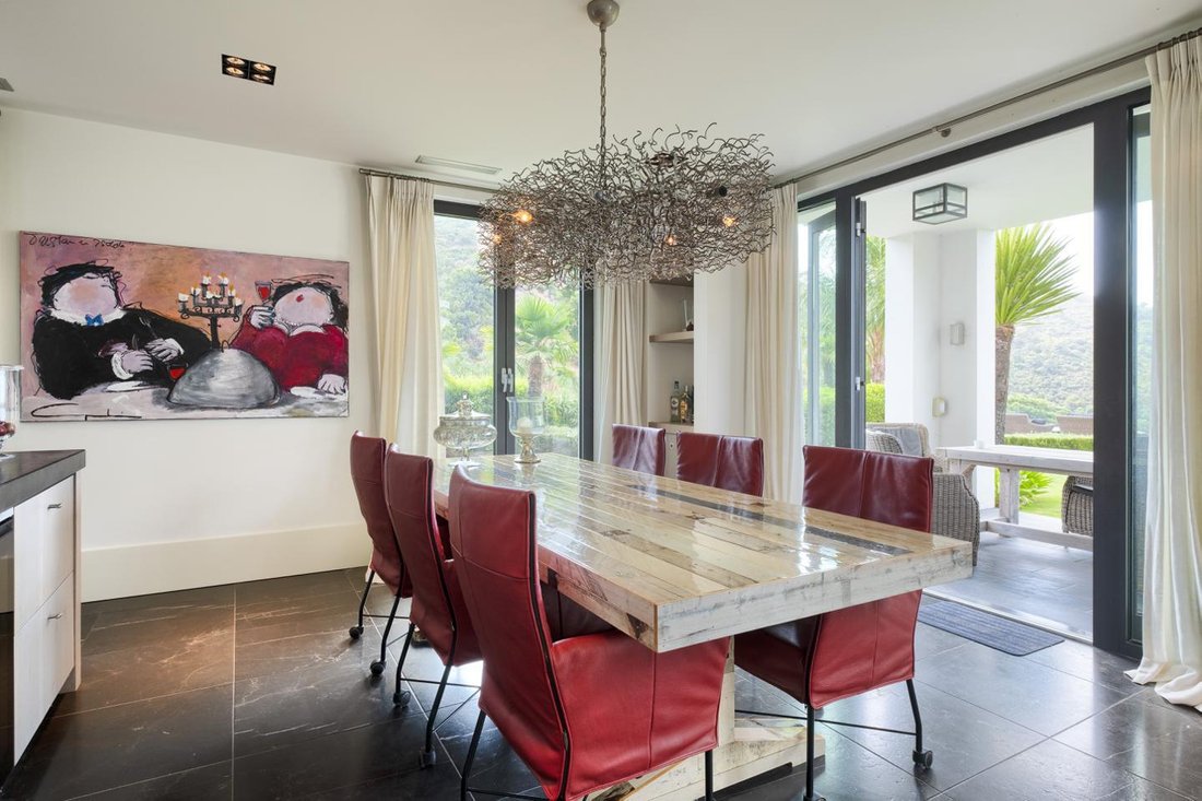 Villa in Benahavis, Andalusia, Spain 1 - 10927143