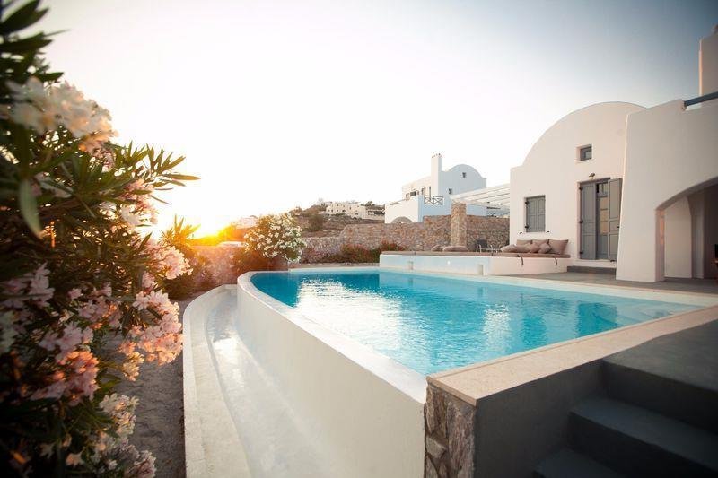 Villa in Thira, Aegean, Greece 2 - 10613488