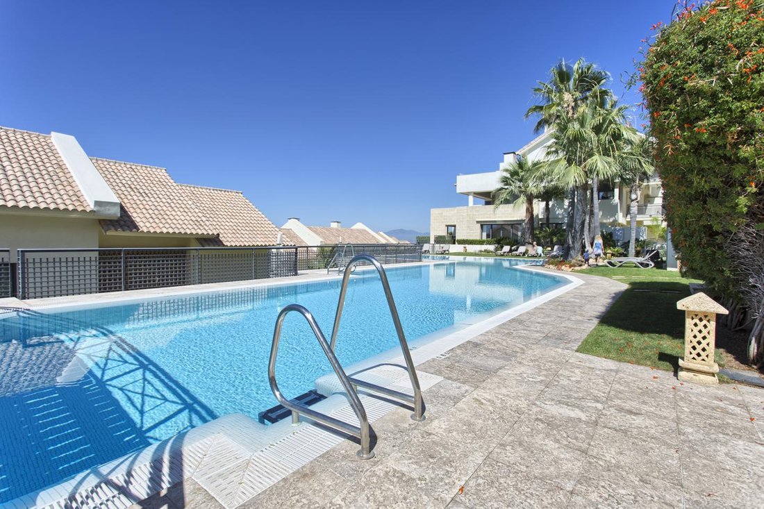Apartment in Marbella, Andalusia, Spain 2 - 10927116