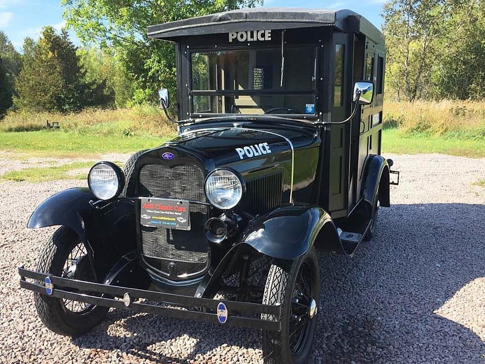 Sedan in Malone, New York, United States 5 - 10759692