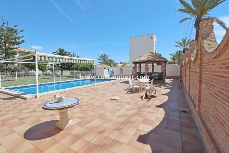 Villa in Cabo Roig, Orihuela, Valencian Community 5 - 10659661