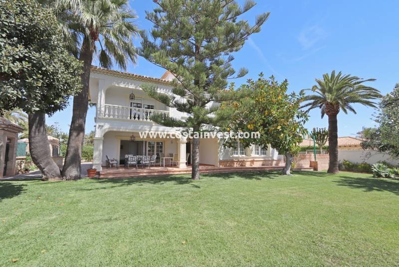 Villa in Cabo Roig, Orihuela, Valencian Community 1 - 10659661