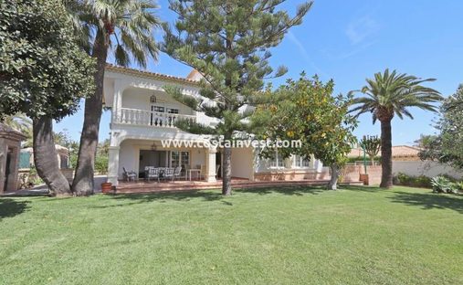 Villa in Cabo Roig, Orihuela, Valencian Community 1