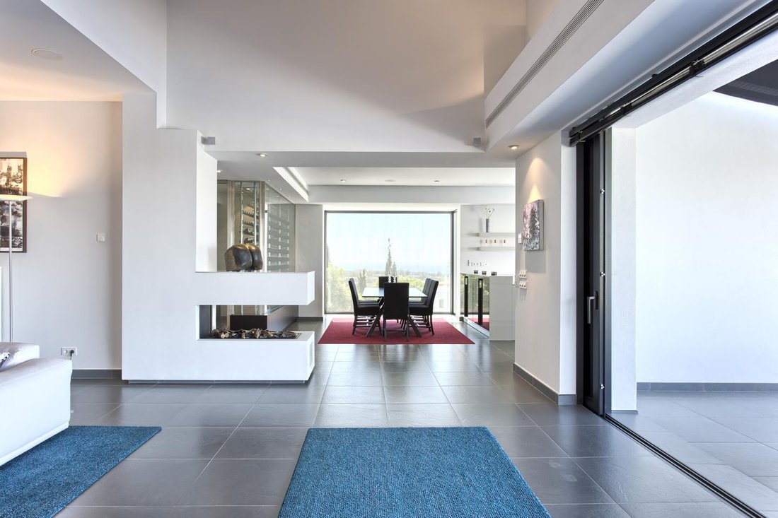 Villa in Benahavis, Andalusia, Spain 2 - 10927124