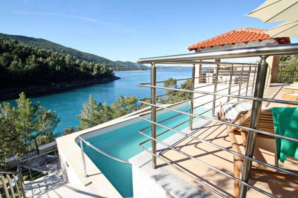 Villa in Gradski kotar Stari grad, Korcula, Dubrovnik-Neretva County 1 - 10992721