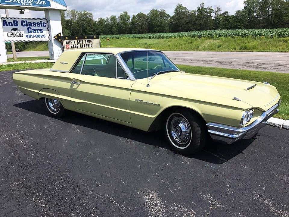 Cabriolet in Malone, New York, United States 5 - 10759694
