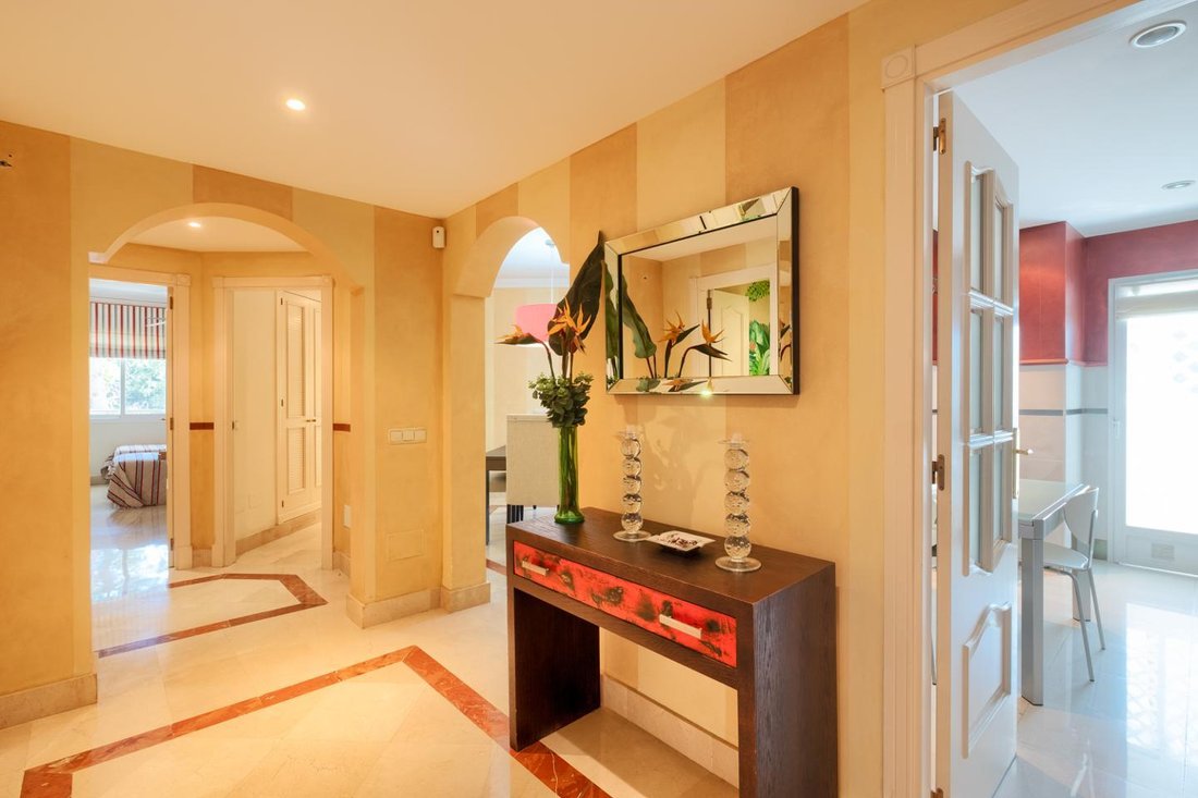 Apartment in Golden Mile, Andalusia, Spain 4 - 10927111