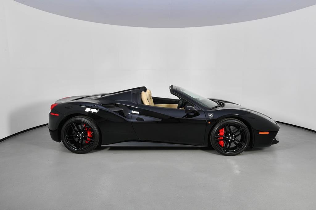 Cabriolet in Houston, Texas, United States 3 - 10866516