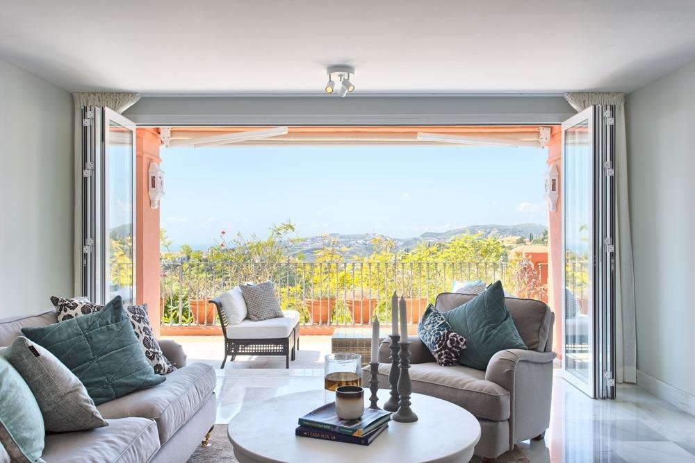 Apartment in La Quinta, Benahavis, Andalusia 2 - 10927092