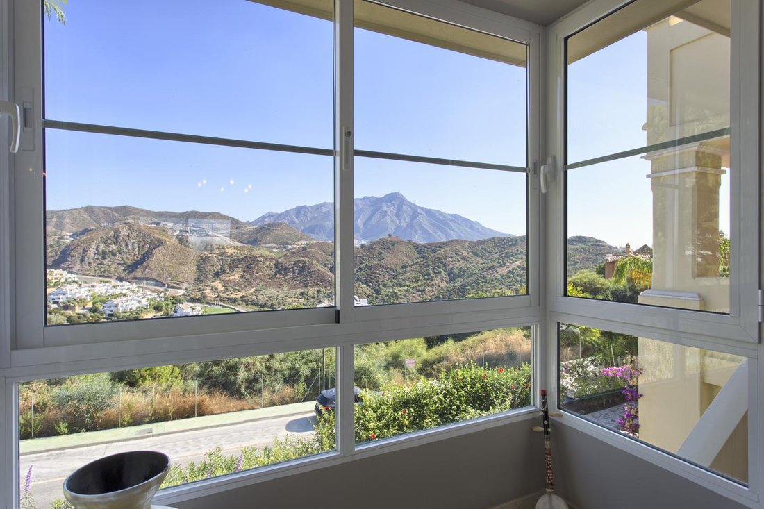 Villa in La Quinta, Benahavis, Andalusia 4 - 10927138