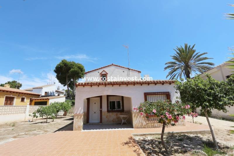 Villa in Orihuela, Valencian Community, Spain 4 - 10659662