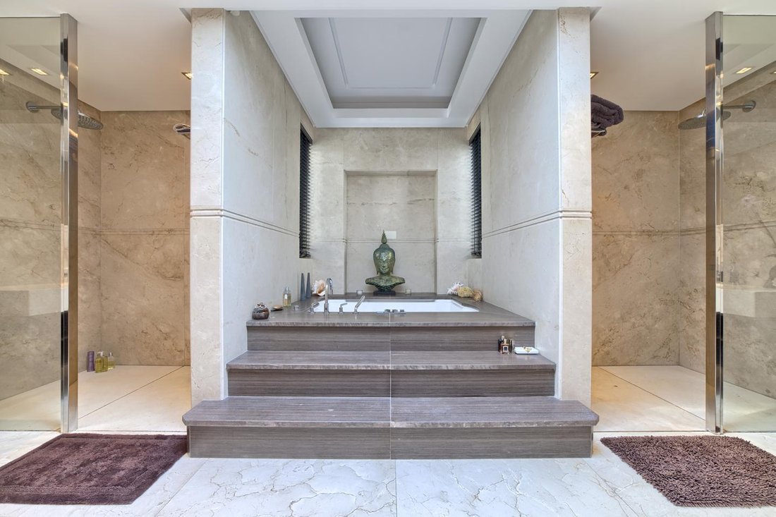 Villa in Benahavis, Andalusia, Spain 4 - 10927126