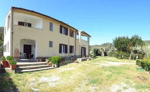 House in Portoferraio, Tuscany, Italy 1