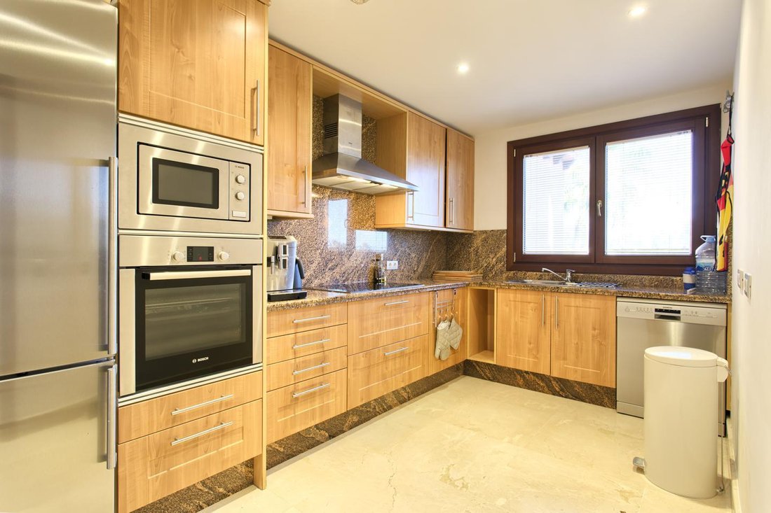 Apartment in Estepona, Andalusia, Spain 4 - 10927115