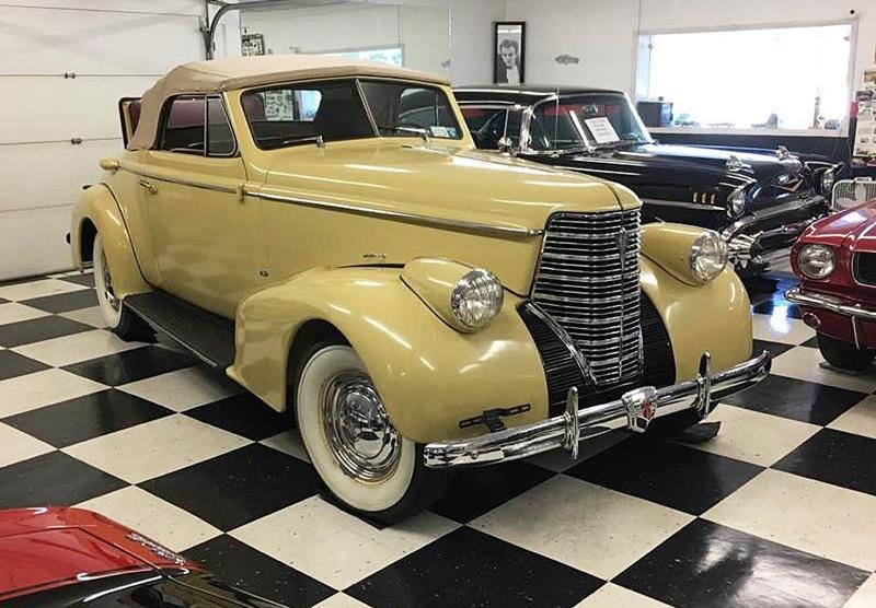 Cabriolet in Malone, New York, United States 4 - 10759688