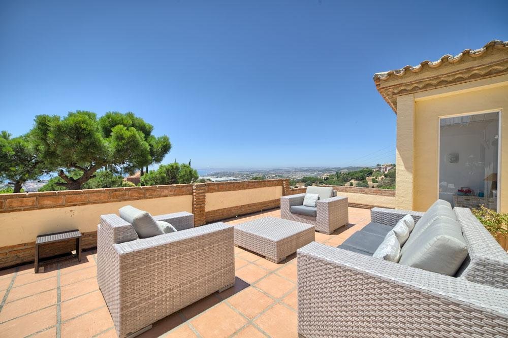 Estate in Estepona, Andalusia, Spain 1 - 10927080