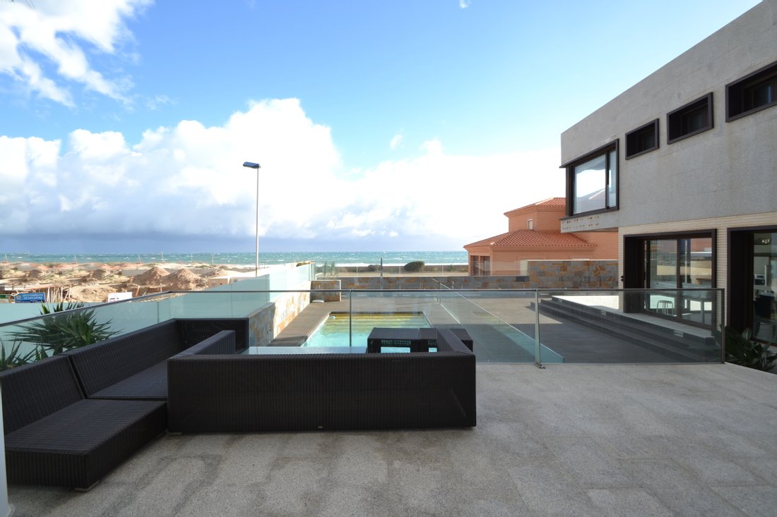 Villa in La Manga del Mar Menor, San Javier, Región de Murcia 2 - 10659018