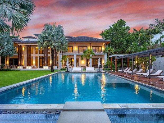 Villa in Miami Beach, Florida, United States 1