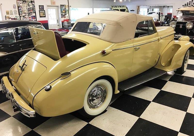 Cabriolet in Malone, New York, United States 5 - 10759688